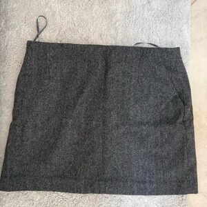 Uniqlo Black Herringbone Pencil Skirt